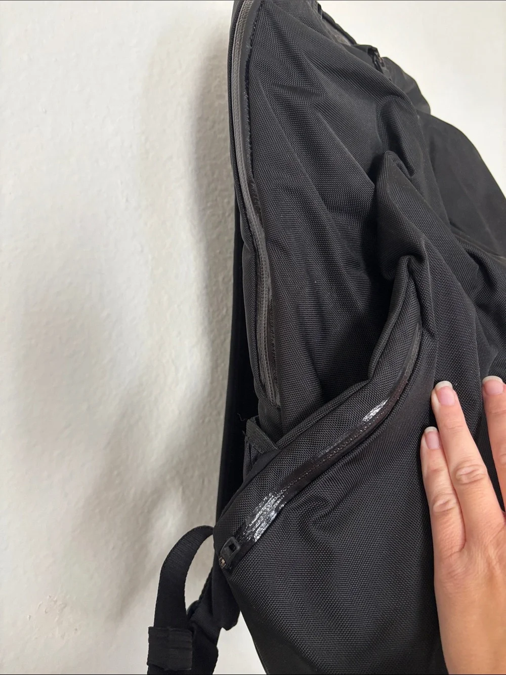 lululemon athletica Black Men's Backpack with Reflective Trim